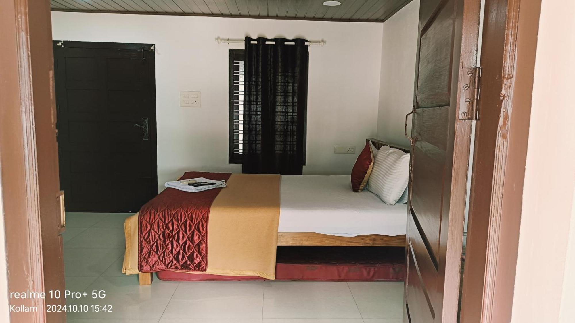 Ripples Backwater Resort, Kollam Extérieur photo